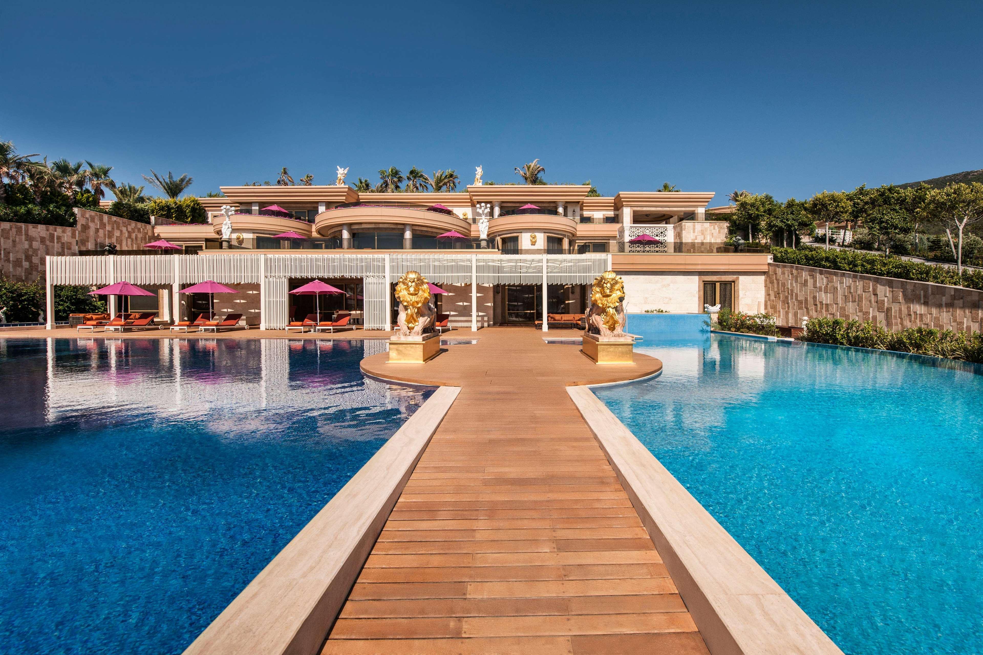 The Plaza Bodrum Torba Exteriör bild